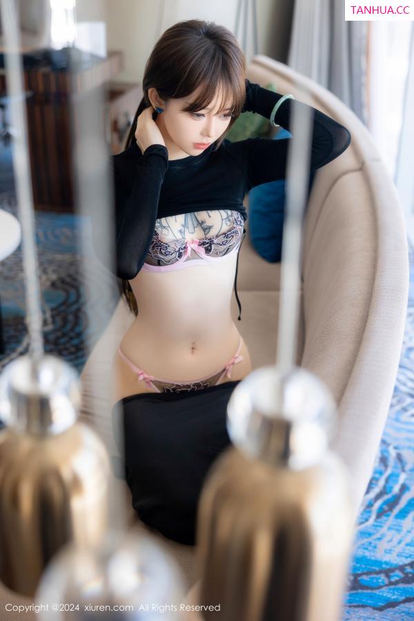 周妍希 奶瓶土肥圆 [XiuRen]高清写真图 2024.06.06 No.8661 奶瓶. 美腿性感第27张图片